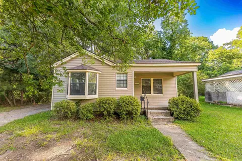 1170 Gordon St, Camden, AR 71701