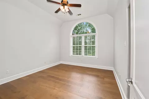 Bedroom - 200 W Hillcrest Dr, Alexander, AR 72002 photo 4 of 7