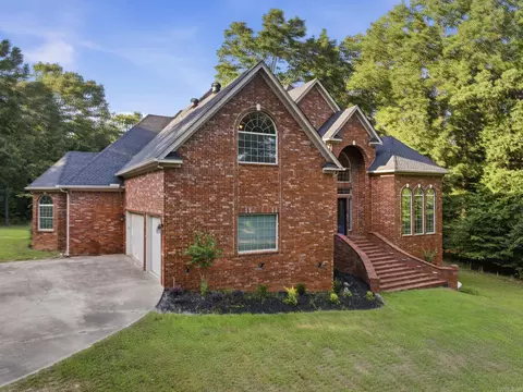 Exterior - 200 W Hillcrest Dr, Alexander, AR 72002 photo 5 of 6