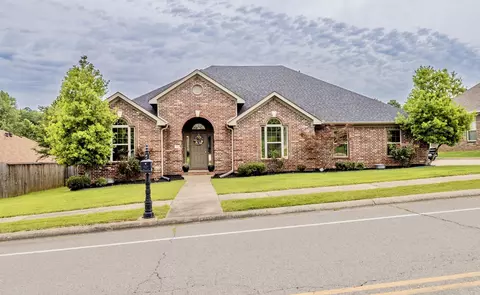 1304 Nature Way, Benton, AR 72019