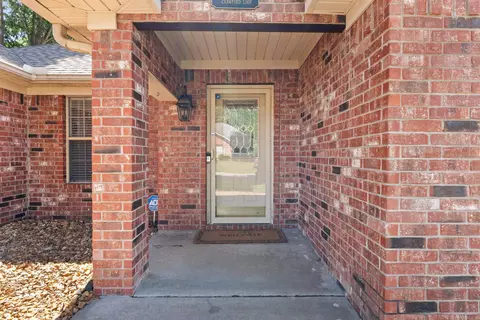 Entry Way - 3100 Crawford Loop, Conway, AR 72034 photo 1 of 4