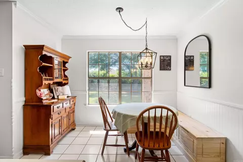 Dining - 3100 Crawford Loop, Conway, AR 72034 photo 2 of 3