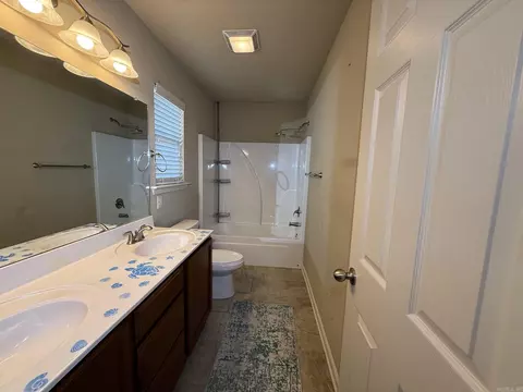 Bath - 13032 Skyridge Cv, Alexander, AR 72002 photo 5 of 6