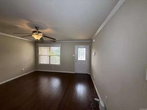 Living - 13032 Skyridge Cv, Alexander, AR 72002 photo 2 of 7