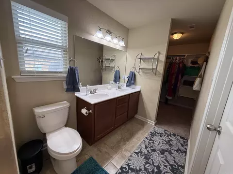 Bath - 13032 Skyridge Cv, Alexander, AR 72002 photo 2 of 6