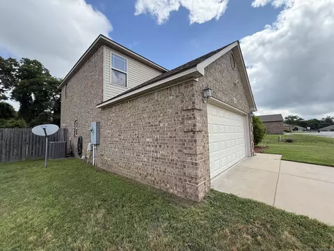 Exterior - 13032 Skyridge Cv, Alexander, AR 72002 photo 3 of 4