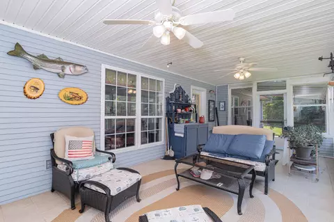 Exterior - 3582 Riverview Dr, Norfork, AR 72658 photo 8 of 13