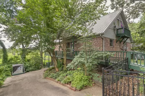 Exterior - 9 S Session Rd # A, Conway, AR 72032 photo 5 of 8