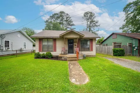 2532 Williams St, Camden, AR 71701