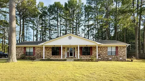 701 Sheffield Dr, Bryant, AR 72022