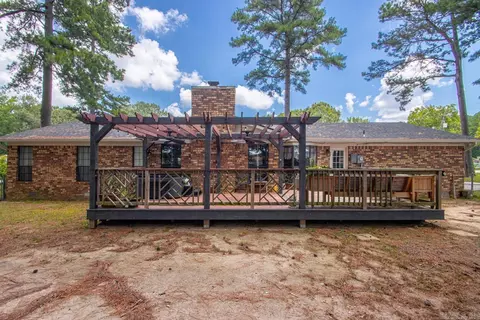Exterior - 701 Sheffield Dr, Bryant, AR 72022 photo 4 of 4