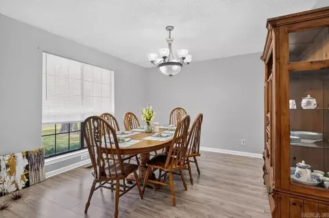 Dining - 701 Sheffield Dr, Bryant, AR 72022 photo 2 of 2