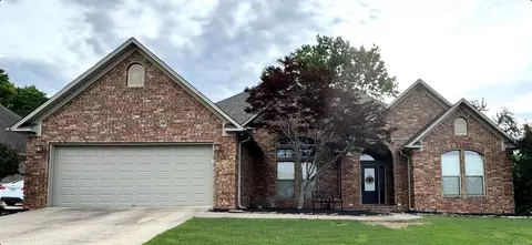 865 Cordoba Dr, Conway, AR 72034