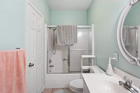 Bath - 2150 Dillard Dr, Conway, AR 72034 photo 3 of 4