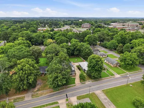 View/Area - 1917 College Ave, Conway, AR 72034 photo 5 of 5