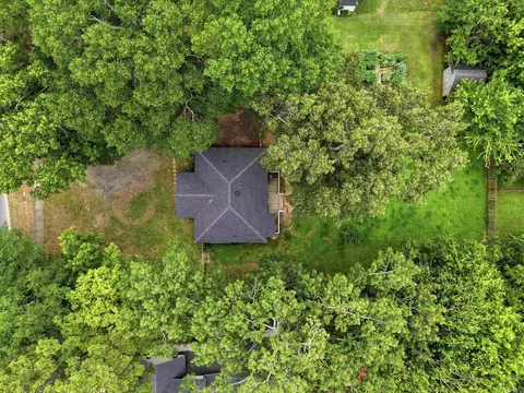 View/Area - 1917 College Ave, Conway, AR 72034 photo 1 of 5