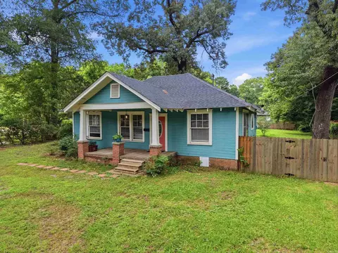 Exterior - 1917 College Ave, Conway, AR 72034 photo 2 of 16