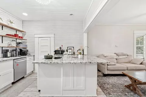 Kitchen - 1917 College Ave, Conway, AR 72034 photo 7 of 7
