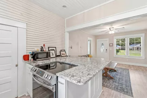 Kitchen - 1917 College Ave, Conway, AR 72034 photo 4 of 7