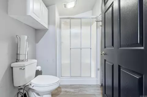 Bath - 103 Byron St, Beebe, AR 72012 photo 8 of 8