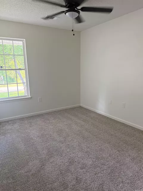 Bedroom - 1438 David Lee, Haskell, AR 72015 photo 3 of 3
