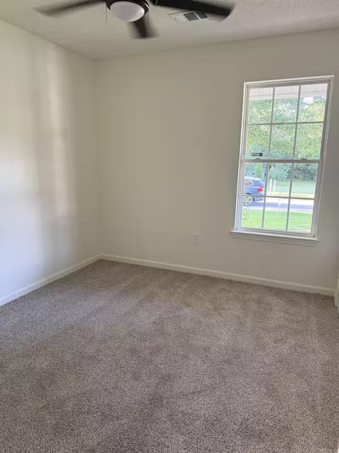Bedroom - 1438 David Lee, Haskell, AR 72015 photo 1 of 3