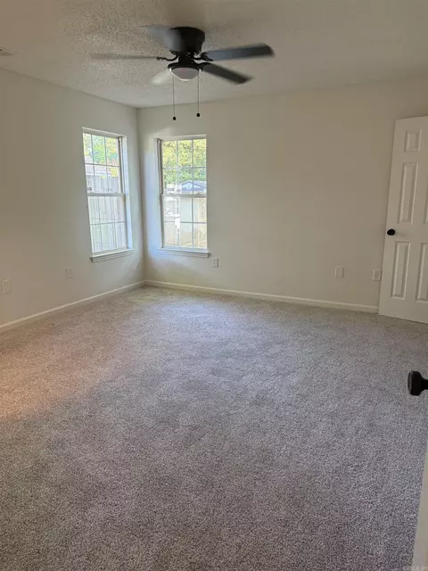 Bedroom - 1438 David Lee, Haskell, AR 72015 photo 2 of 3