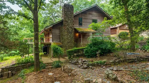 15724 Wilson Lateral Rd, Roland, AR 72135