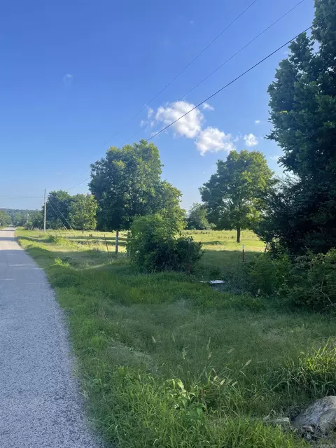 8607 Shaver Rd, Lavaca, AR 72941 photo 5