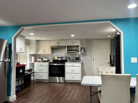 Kitchen - 1315 Cedar St, Benton, AR 72015 photo 1 of 4