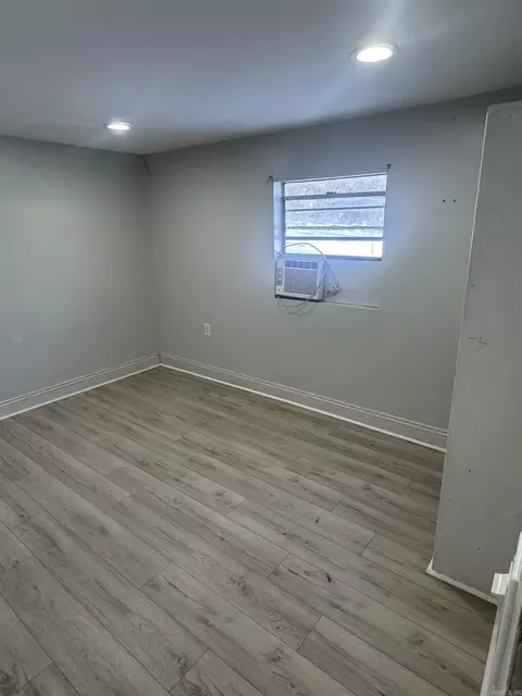 Bedroom - 1315 Cedar St, Benton, AR 72015 photo 2 of 3