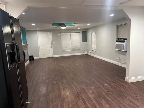 Living - 1315 Cedar St, Benton, AR 72015 photo 2 of 2