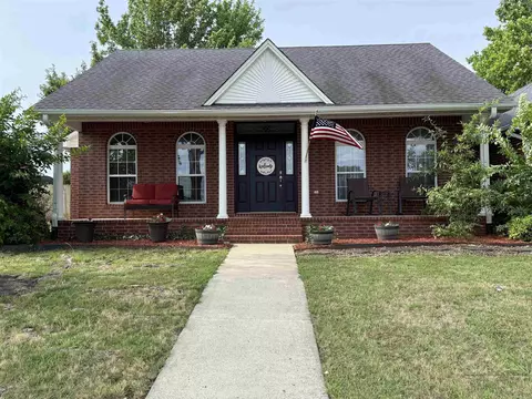 2707 Ashley Dr, Searcy, AR 72143