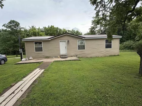 51 Tuff St, Ash Flat, AR 72513