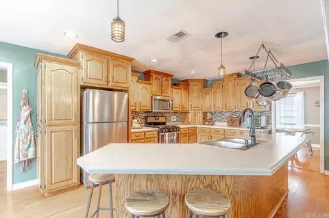 Kitchen - 103 Key Cir, Marked Tree, AR 72365 photo 3 of 4