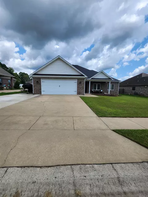 2508 Johnswood Village Dr, Bryant, AR 72022