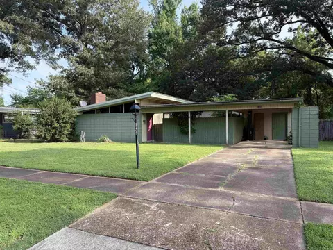 1906 Sylvia St, Arkadelphia, AR 71923