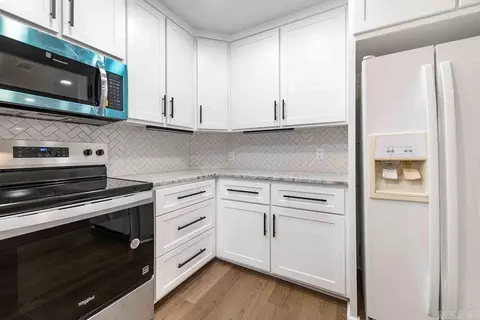 Kitchen - 724 2nd Ave, Conway, AR 72032 photo 3 of 5