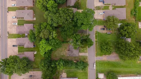 View/Area - 724 2nd Ave, Conway, AR 72032 photo 1 of 4