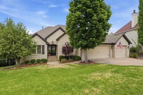 32 Winthrop Pt, Little Rock, AR 72211