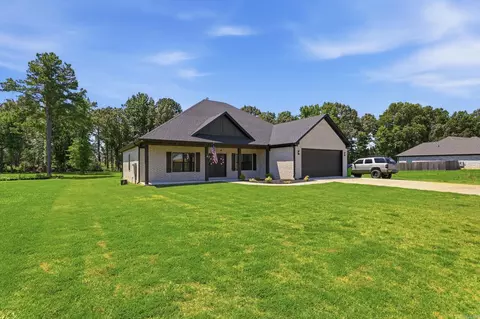 Exterior - 139 Hayden Dr, Beebe, AR 72012 photo 7 of 11