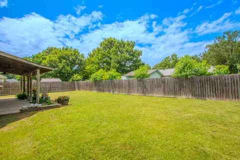 Exterior - 6 Ariel Dr, Ward, AR 72176 photo 6 of 8