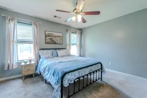 Bedroom - 6 Ariel Dr, Ward, AR 72176 photo 2 of 4
