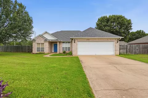 8 Fredonia Ct, Mayflower, AR 72106