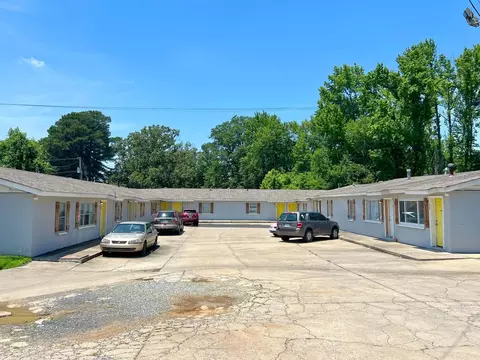 800 S Oak St, Jacksonville, AR 72076