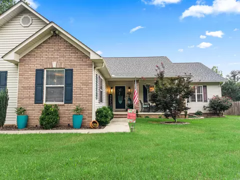376 Grand Point Dr, Hot Springs, AR 71901