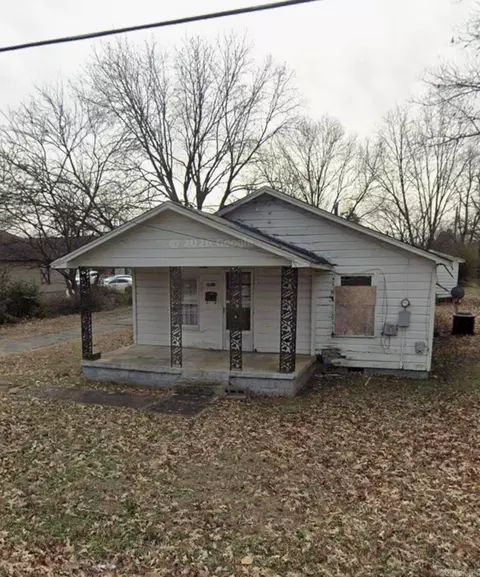 3611 School St, Jonesboro, AR 72401