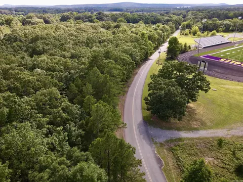 000 Luker Ln, Mayflower, AR 72106
