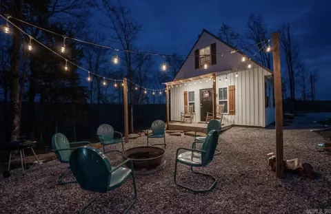 Exterior - 950 Sunny Slope Rd, Edgemont, AR 72044 photo 5 of 11