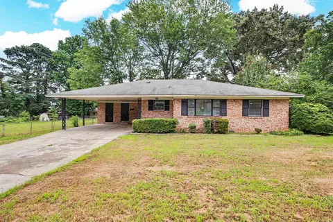 5601 Bliss Cir, Little Rock, AR 72209